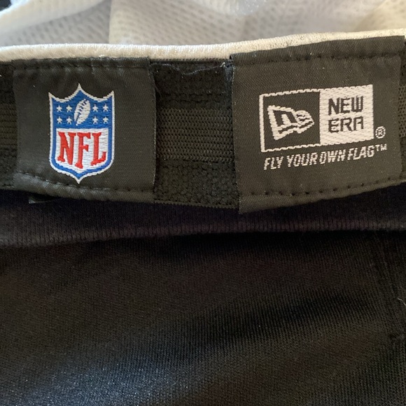 NFL NEW ORLEANS SAINTS DRESS, TOP , THIGHS, TURTLENECK AND HAT. GIRL SIZE 3T . - Picture 11 of 16